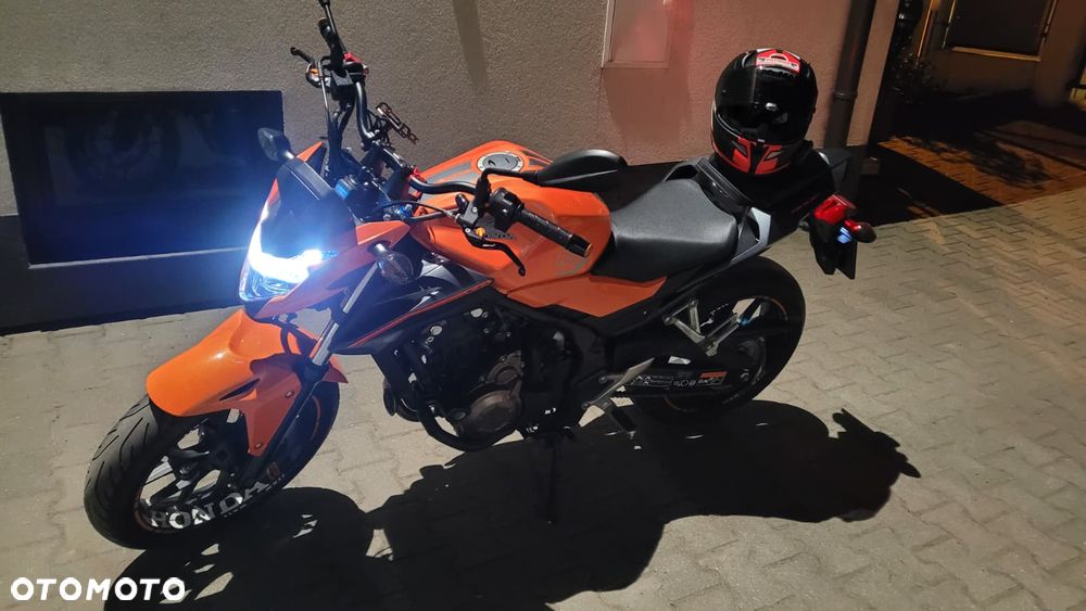 Honda CB - 1