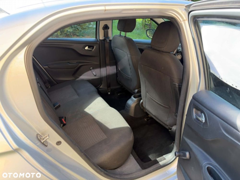 Peugeot 301 1.6 BlueHDi Active - 5