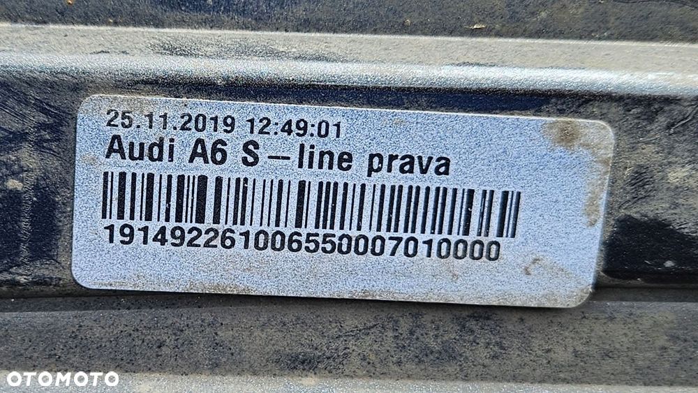 Audi A6 C8 4K0 nakładka progu listwa prawa - 7