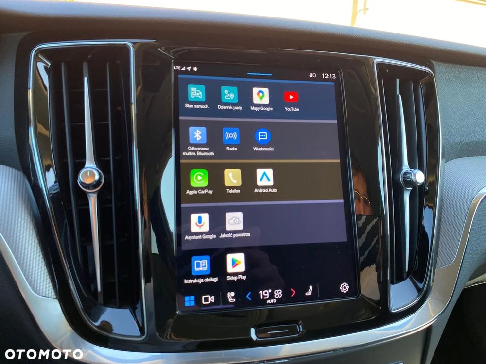 Volvo V60 T6 Plug-in Hybrid AWD Plus Bright - 36