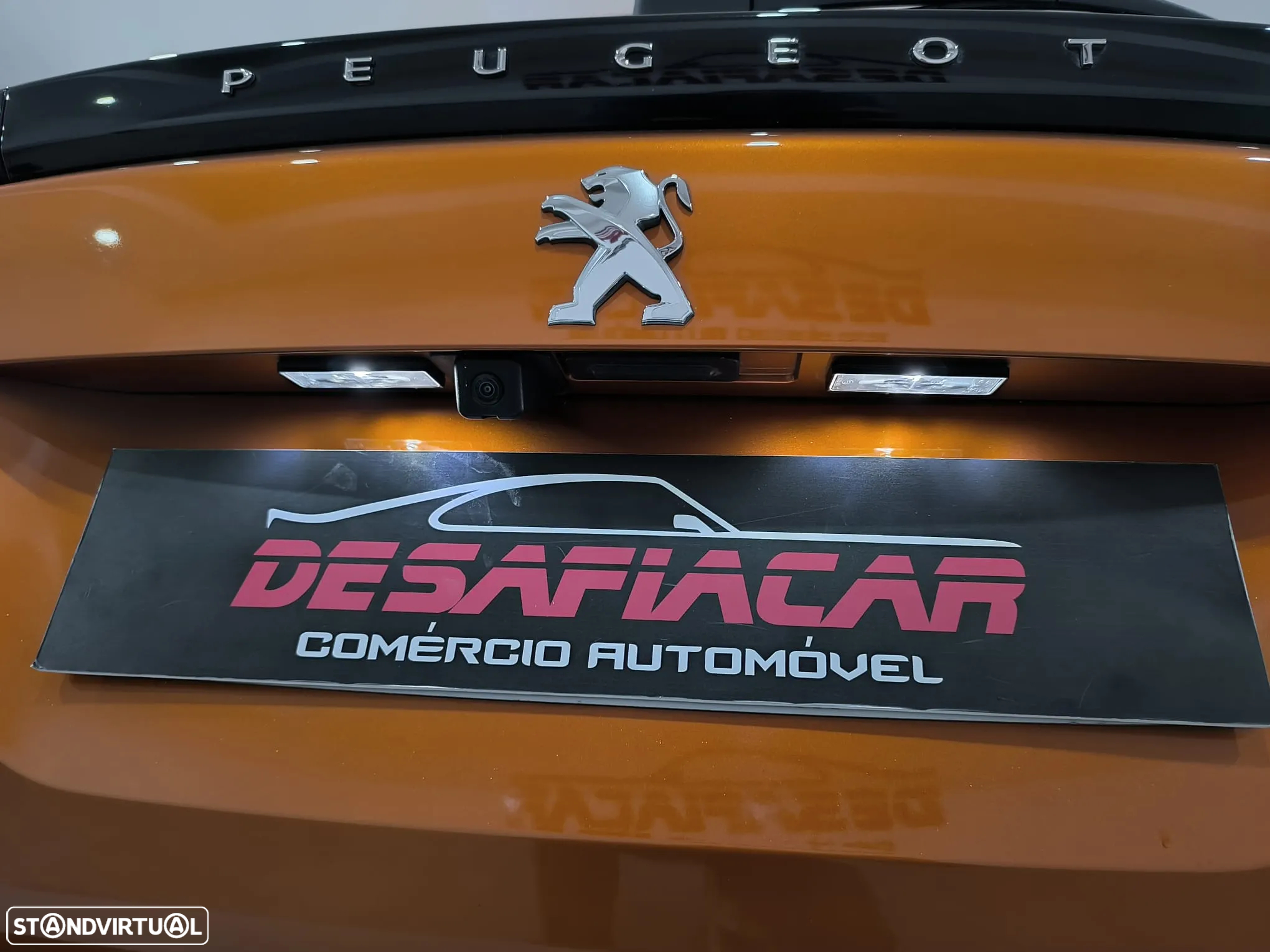 Peugeot 2008 1.2 PureTech Allure - 53