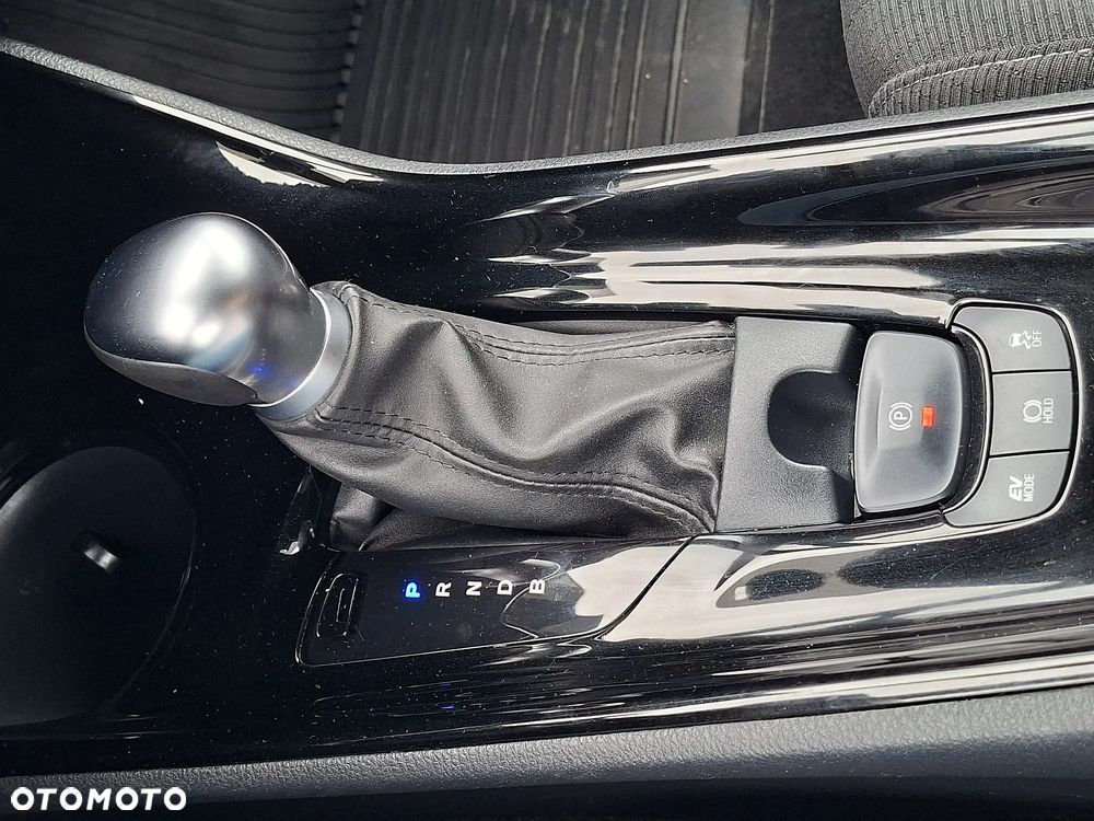 Toyota C-HR - 14
