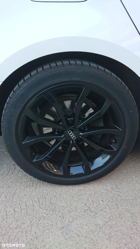 Audi A4 Avant 2.0 TDI DPF clean diesel quattro S line Sportpaket - 23