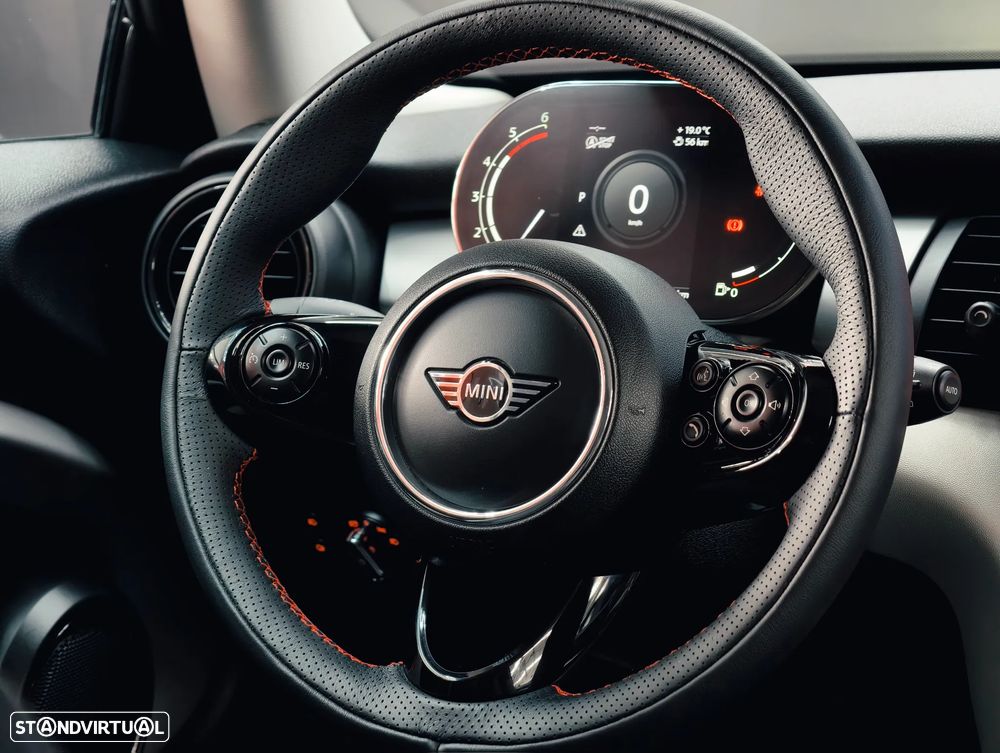MINI 3 Portas Cooper Auto - 36