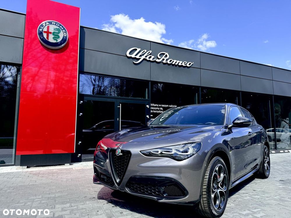 Alfa Romeo Stelvio - 2