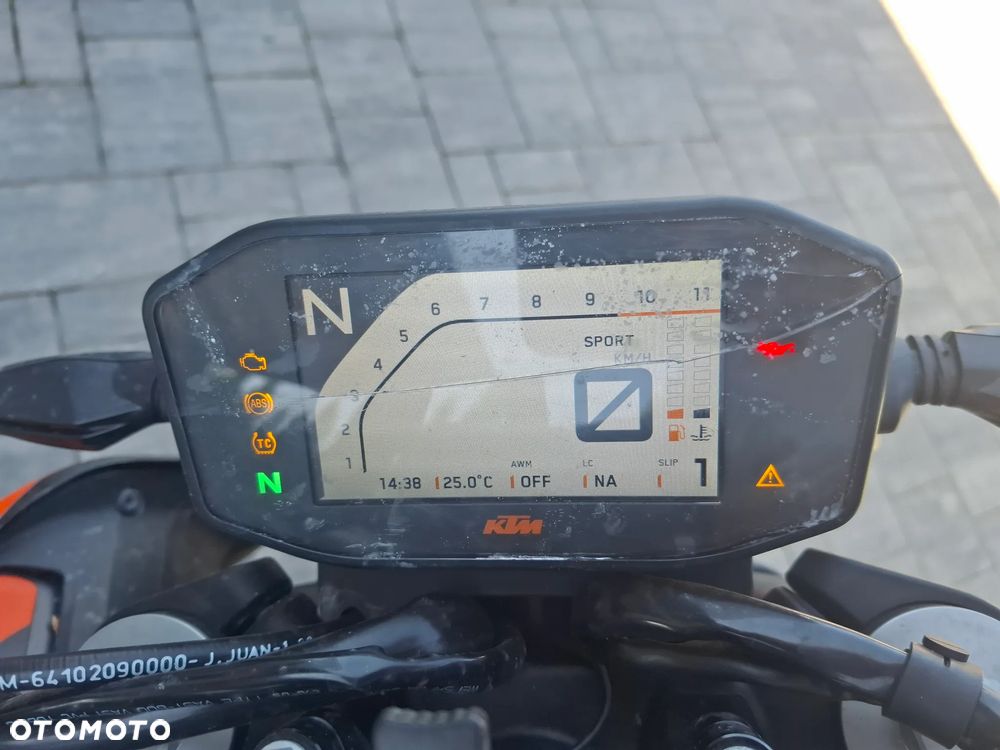 KTM Duke 790 - 8