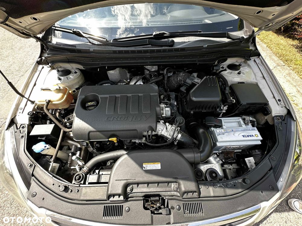 Hyundai i30 1.6 CRDi Base + - 13