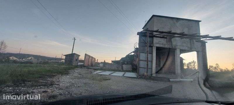 Vende-se Imovel com 4800m2 - Grande imagem: 3/6