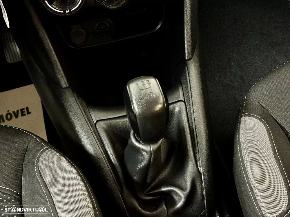 Peugeot 208 1.4 HDi Active - 32