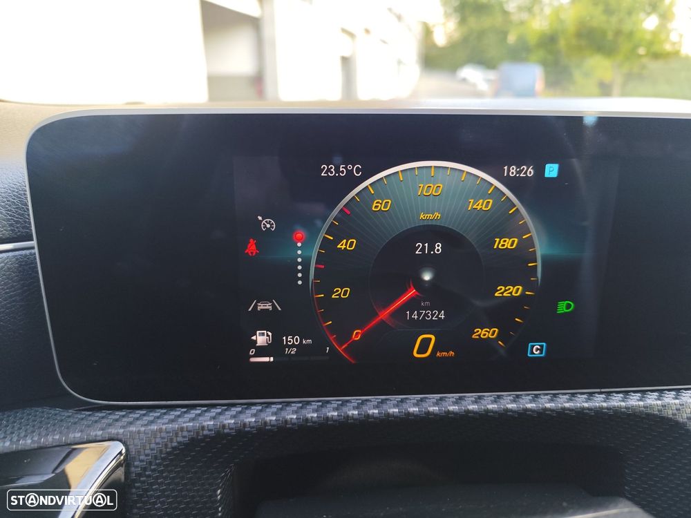 Mercedes-Benz CLA 180 - 17