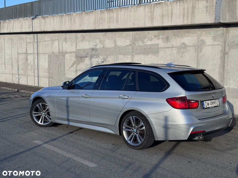 BMW Seria 3 330d M Sport - 2