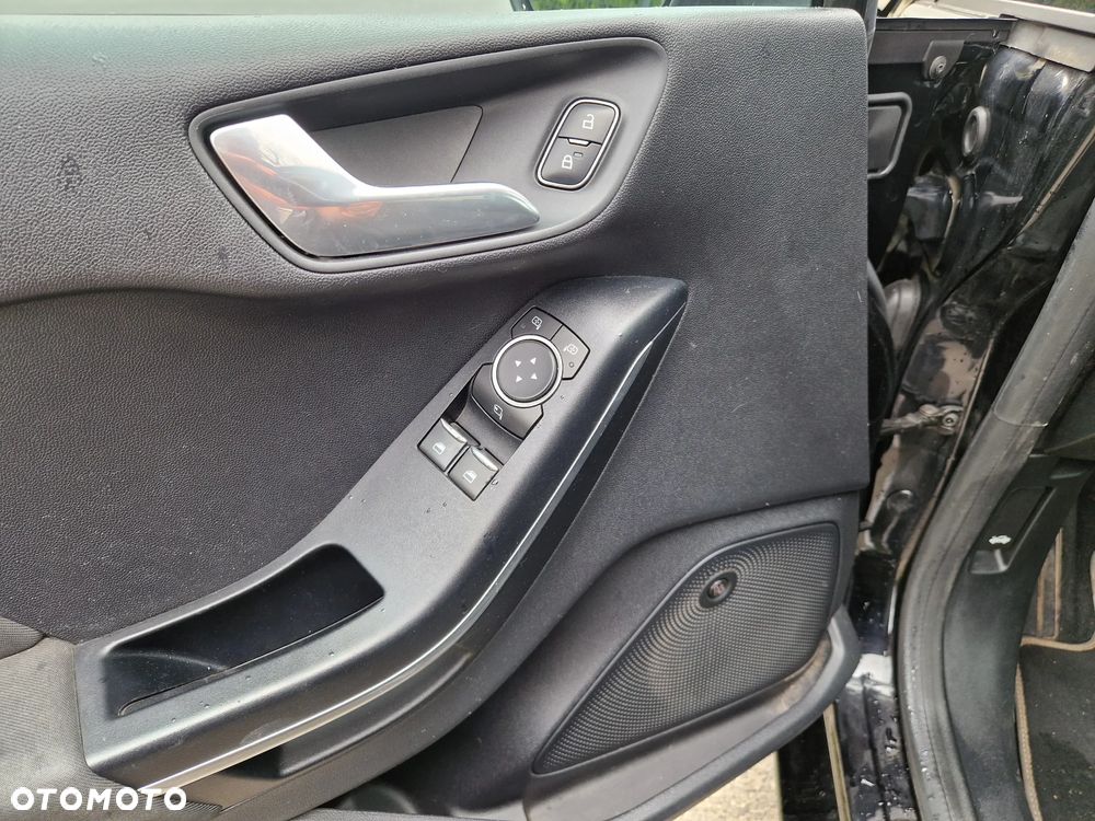 Ford Fiesta 1.0 EcoBoost S&S TITANIUM - 14