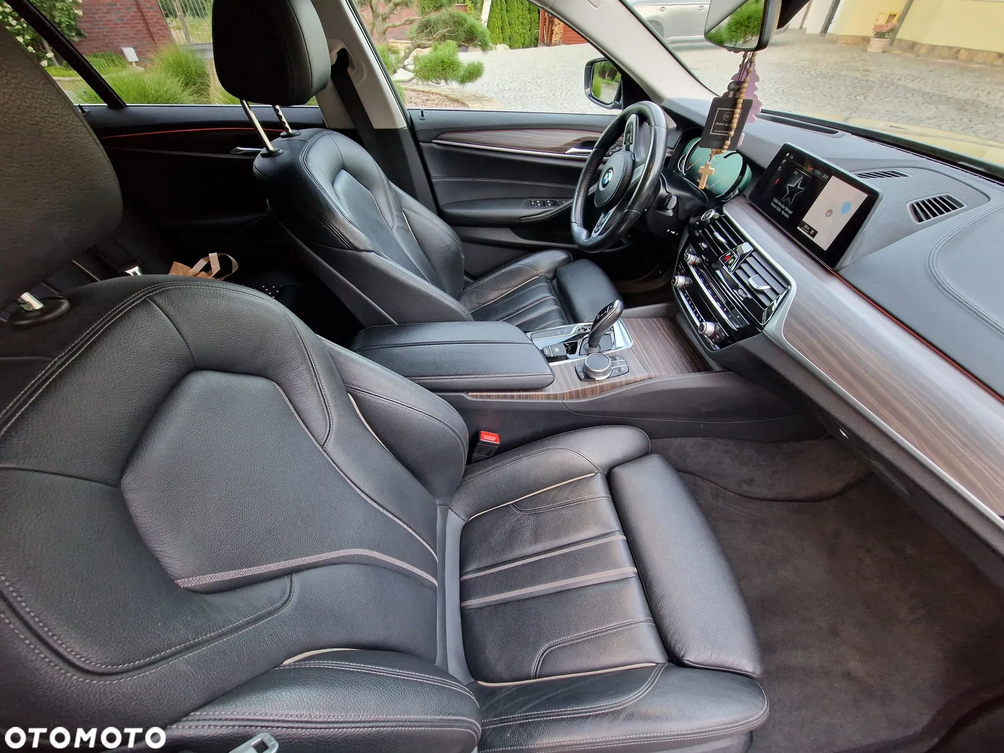 BMW Seria 5 530d xDrive - 6