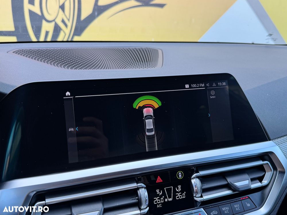 BMW Seria 3 330e Aut. M Sport - 21