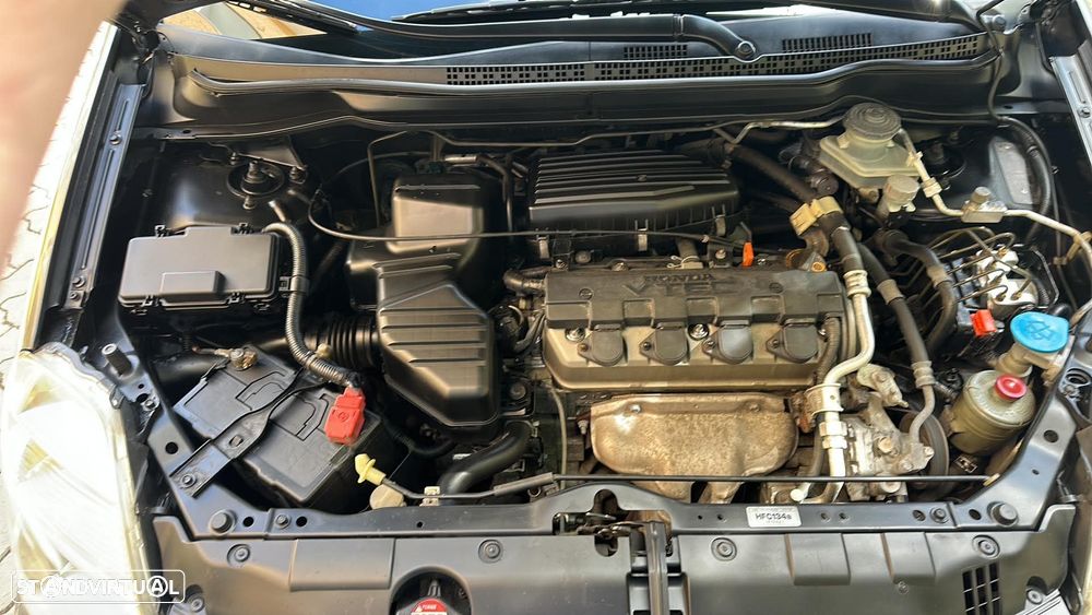 Honda Stream 1.7 ES - 20