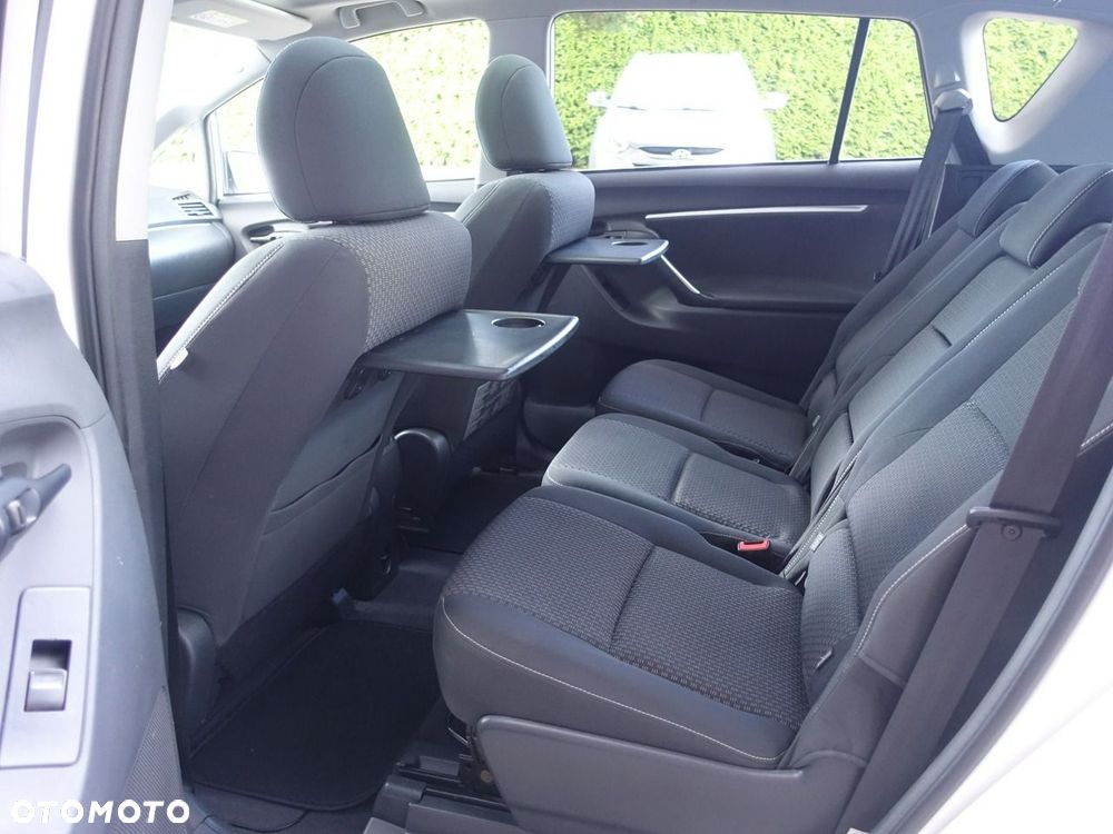 Toyota Verso 1.6 Active - 14