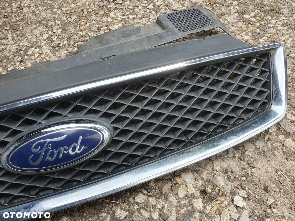 ATRAPA GRILL FORD FOCUS C-MAX 3M51-R8138A - 3