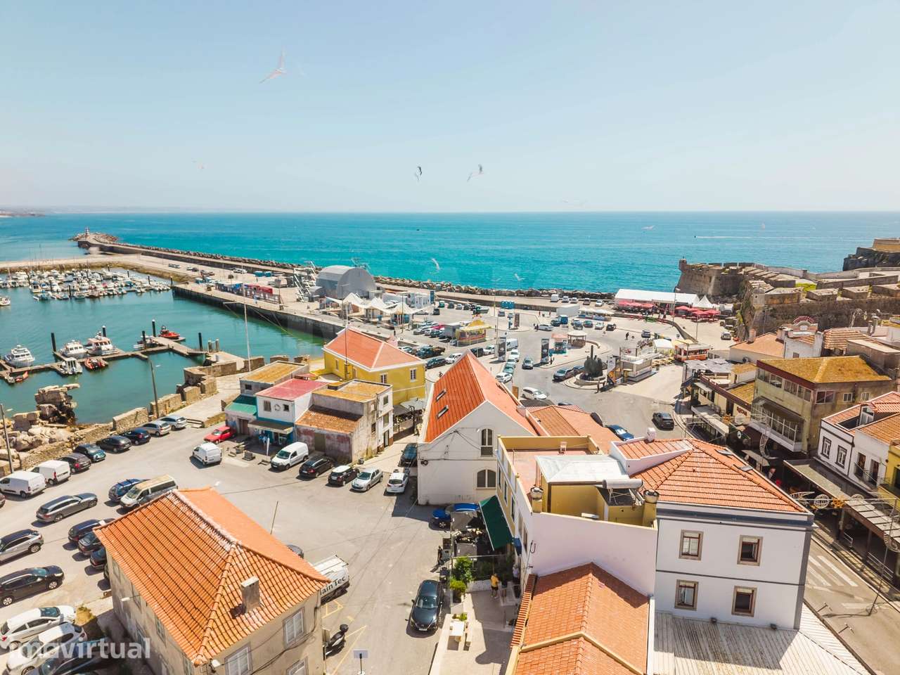 Prédio Exclusivo de 600 m² na Avenida Mais Prestigiada de Peniche ... - Grande imagem: 2/24