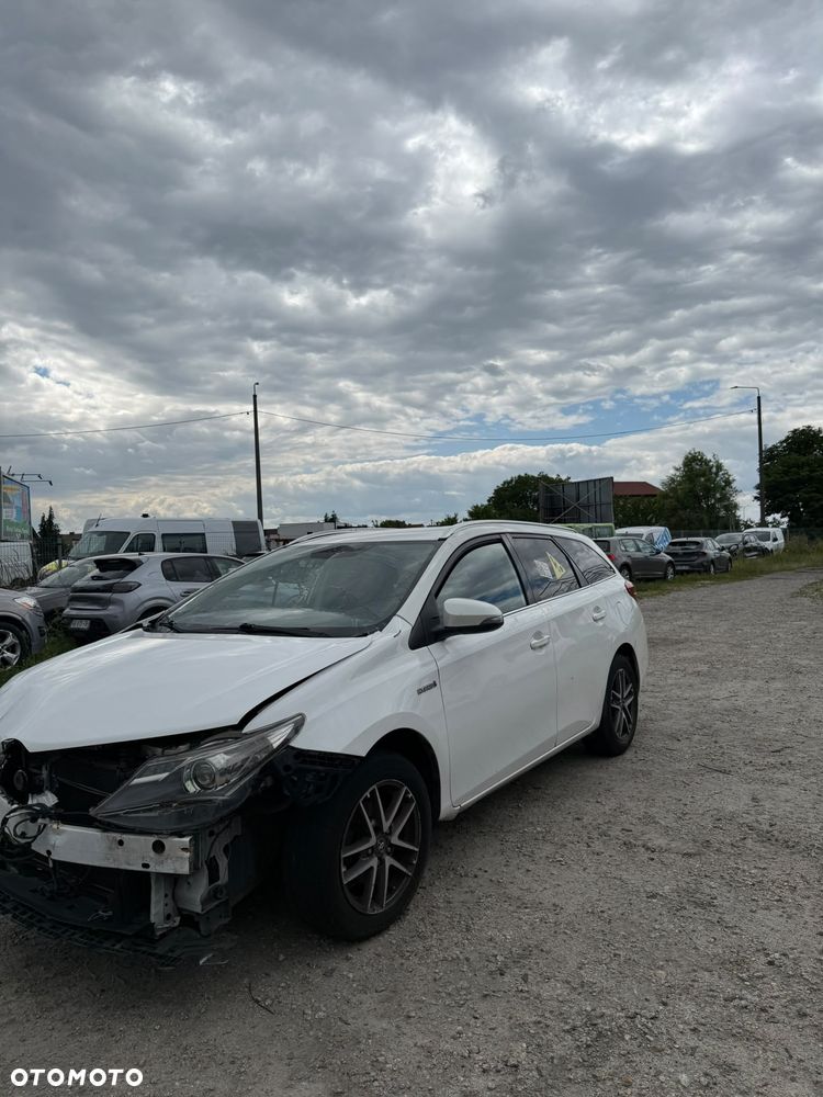 Toyota Auris - 1
