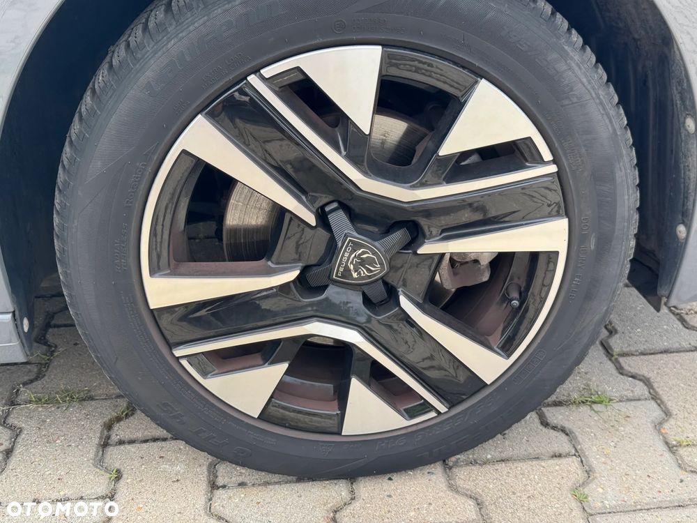 Peugeot 208 1.2 T Allure S&S - 20
