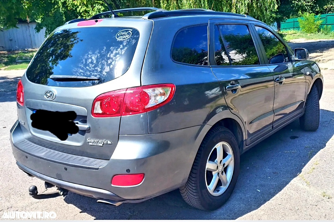 Hyundai Santa Fe - 4