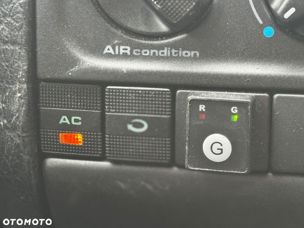 Volkswagen Golf - 11