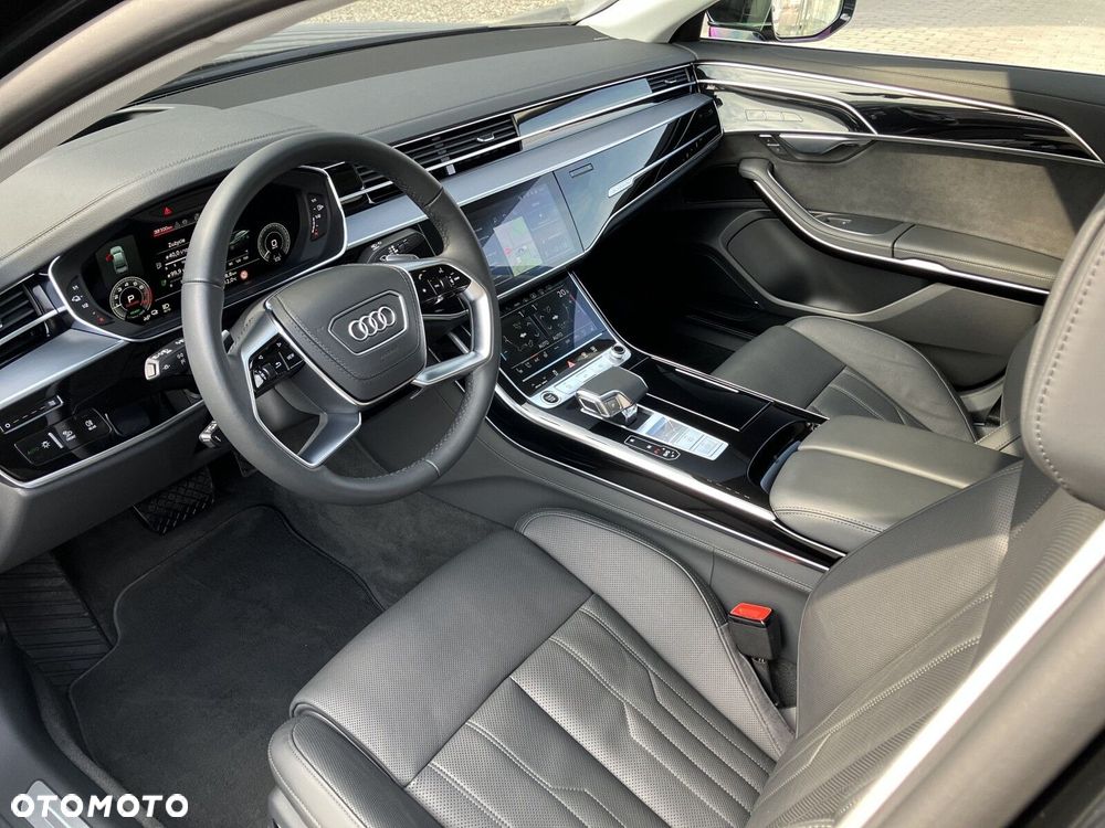 Audi A8 - 10