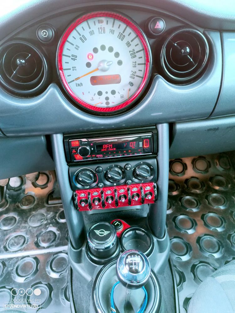 MINI 3 Portas One 1.4 D - 12