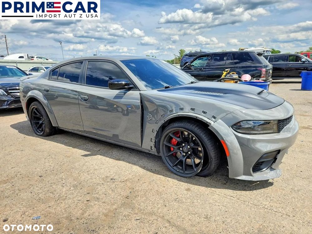 Dodge Charger - 4