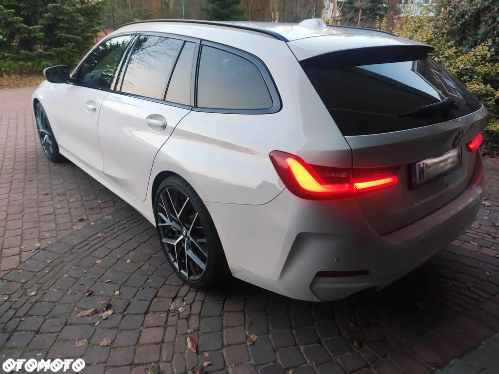 BMW Seria 3 318d Sport Line - 33