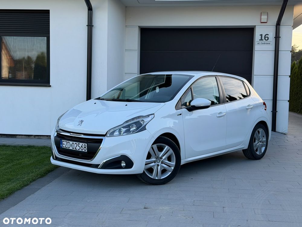 Peugeot 208 1.2 PureTech Style - 8