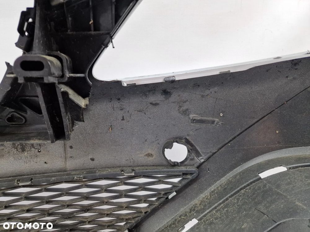 SEAT IBIZA IV 6J0 08- ZDERZAK PRZEDNI PRZÓD + KRATKA ŚRODKOWA ORAZ PŁYTA / OSŁONA POD ZDRRZAK , NR 6J0807221 , NR AUKCJI NZ1199 - 30