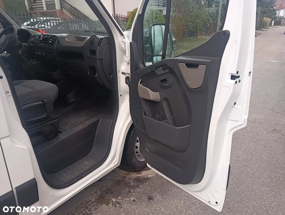Renault Master - 24