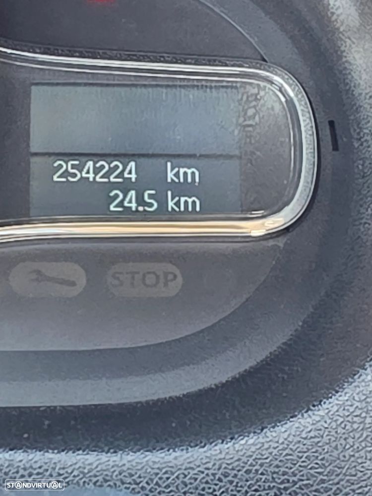 Renault Megane coupe - 13