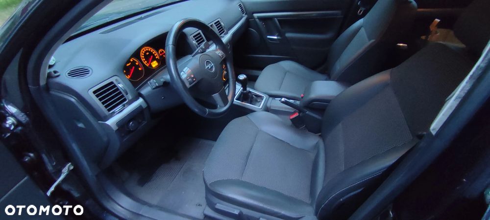 Opel Vectra 1.9 CDTI - 9