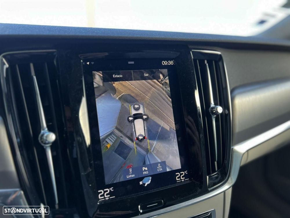 Volvo V90 2.0 D4 Momentum Geartronic - 8