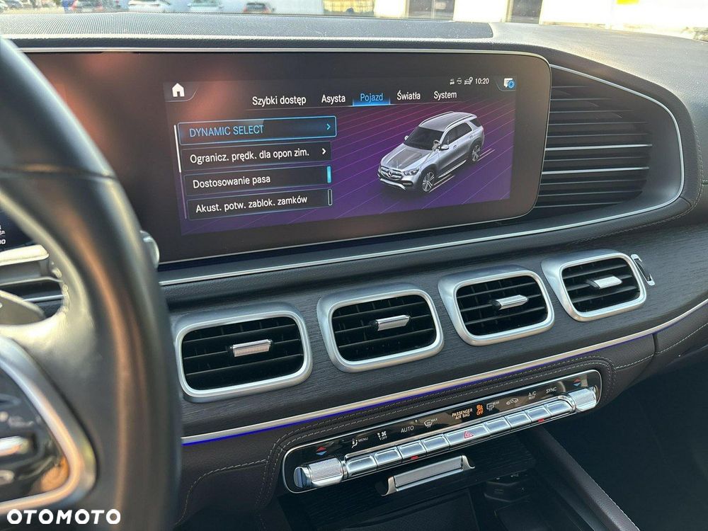 Mercedes-Benz GLE - 27