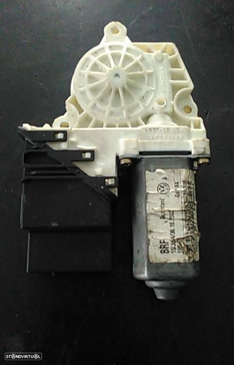 Motor Elevador Porta Frente Dto Volkswagen Golf Iv (1J1) - 1