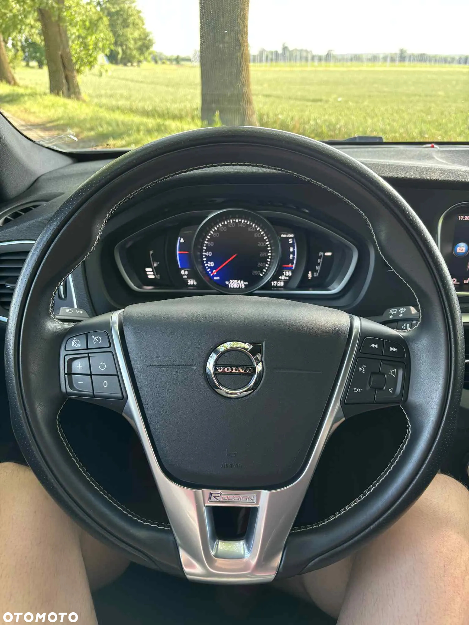 Volvo V40 D2 Geartronic Kinetic - 4