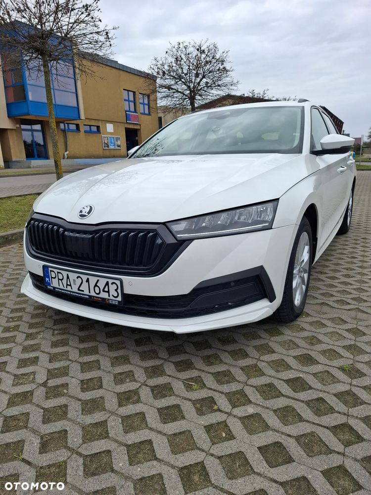 Skoda Octavia 2.0 TDI DSG Selection - 1