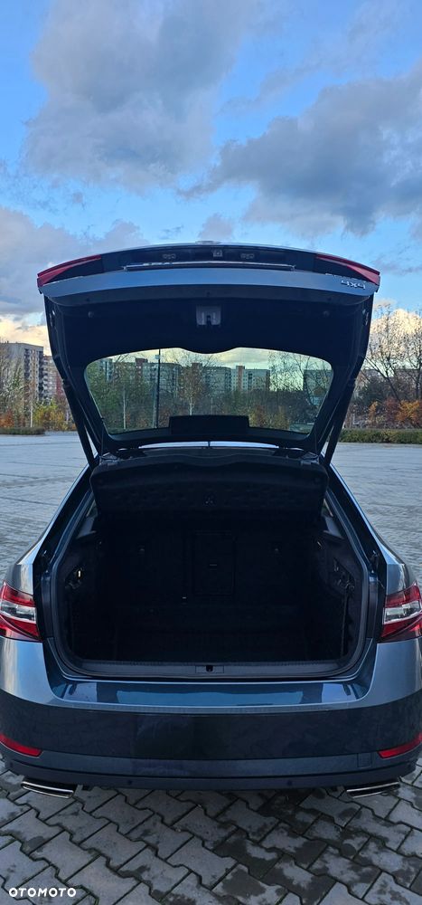 Skoda Superb 2.0 TSI 4x4 L&K DSG - 27