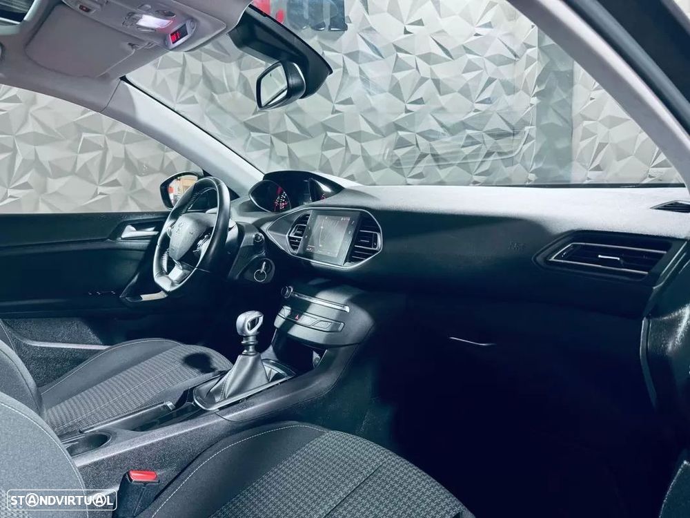 Peugeot 308 1.2 PureTech Active - 10