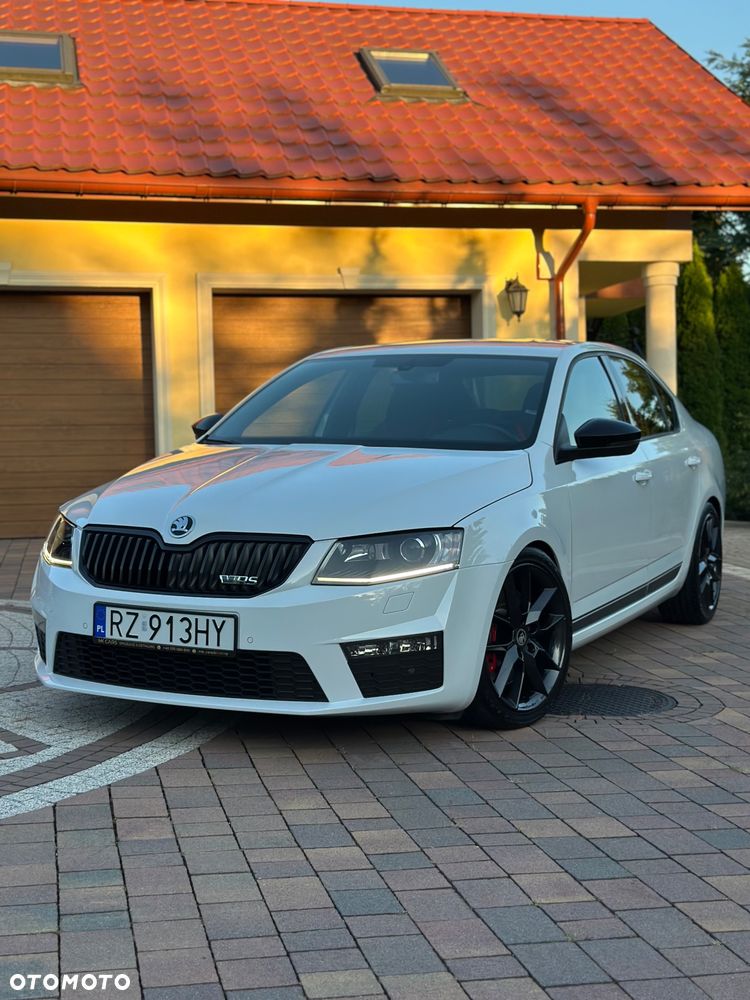 Skoda Octavia 2.0 TSI RS DSG - 4