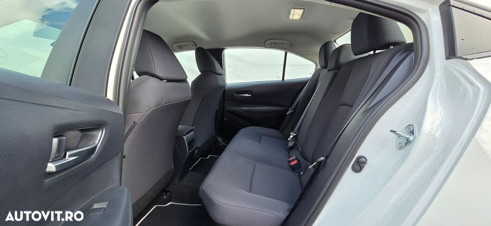 Toyota Corolla 1.8 HSD Eco - 12