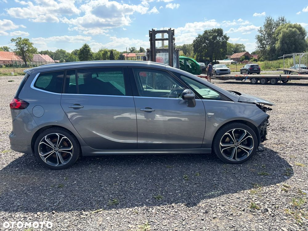 Opel Zafira 2.0 D (CDTI ecoFLEX) Start/Stop Edition - 14