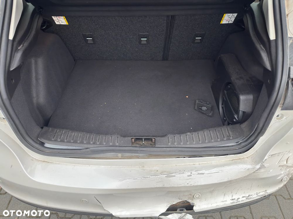 Ford Focus - 12
