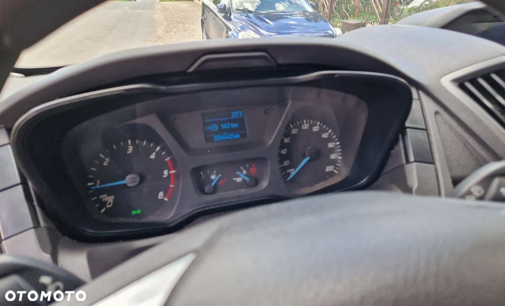 Ford Transit - 10