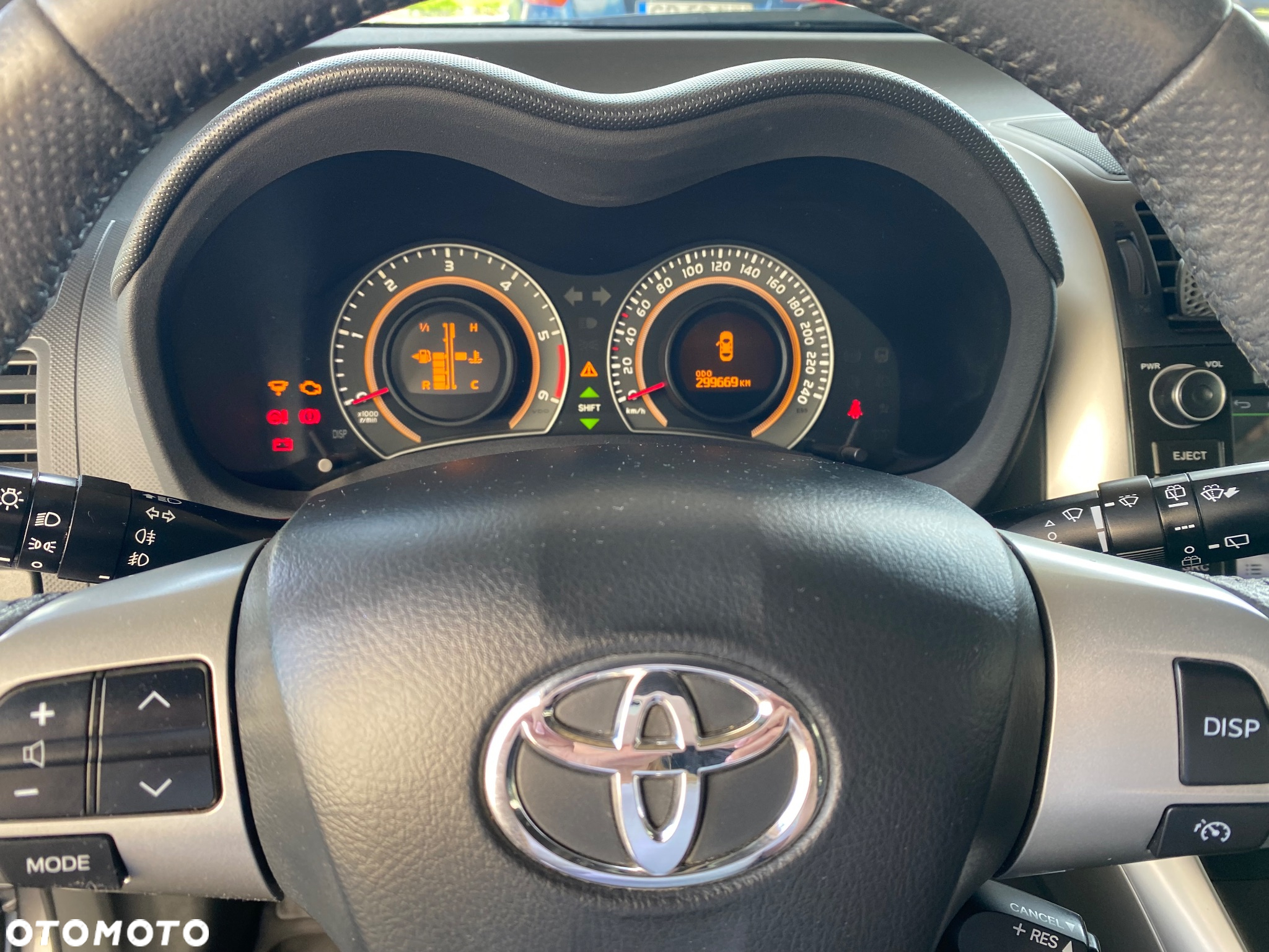 Toyota Auris 2.0 D-4D Premium - 14