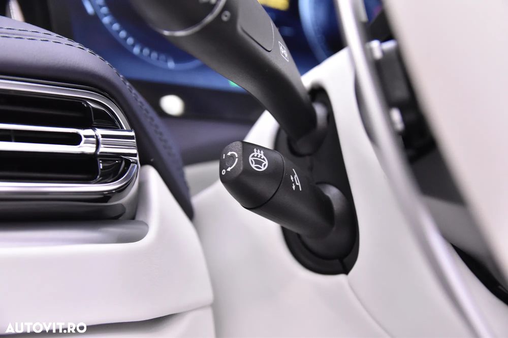 Aston Martin DB12 Volante - 24