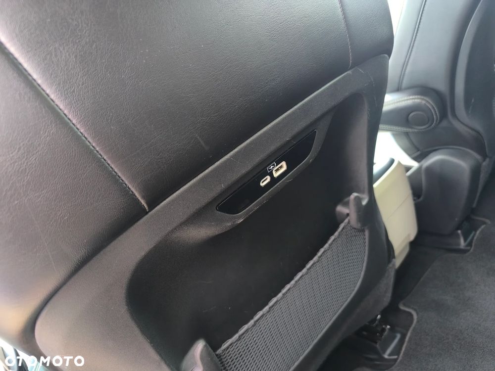 Chrysler Pacifica - 17